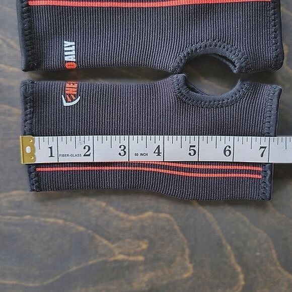 NWT NeoAlly® Wrist & Forearm Compression Sleeves Pair size S - Picture 10 of 14